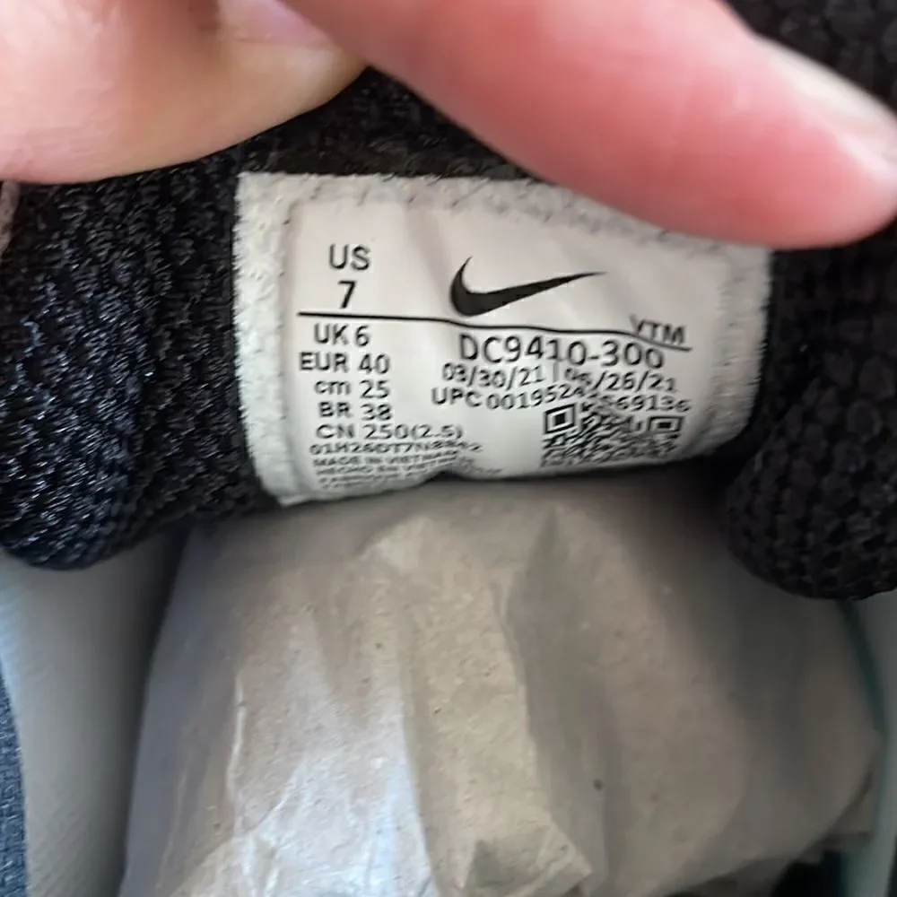 Nike shoes without